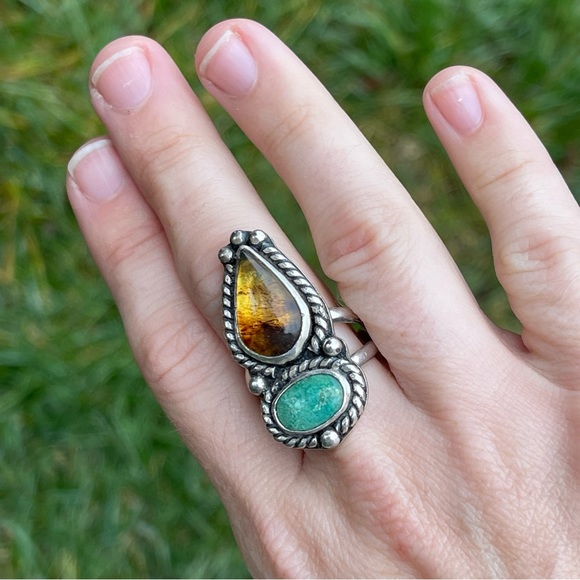 💙 GORGEOUS Turquoise + Amber ring 💙 - Picture 5 of 7